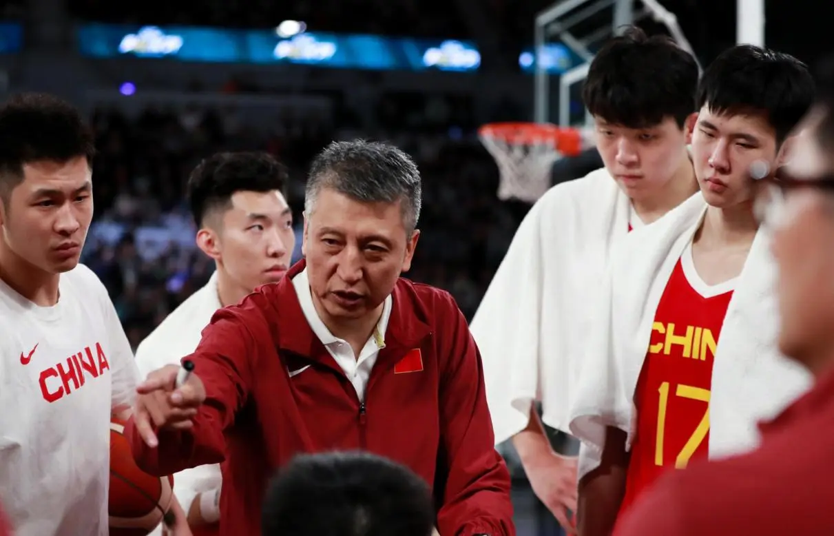 攻防两端的, 杰的表现让, 中国男篮最 攻防两端的, 杰的表现让, 中国男篮最