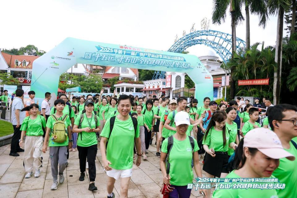 区徒步运动, 公里, 烈非凡