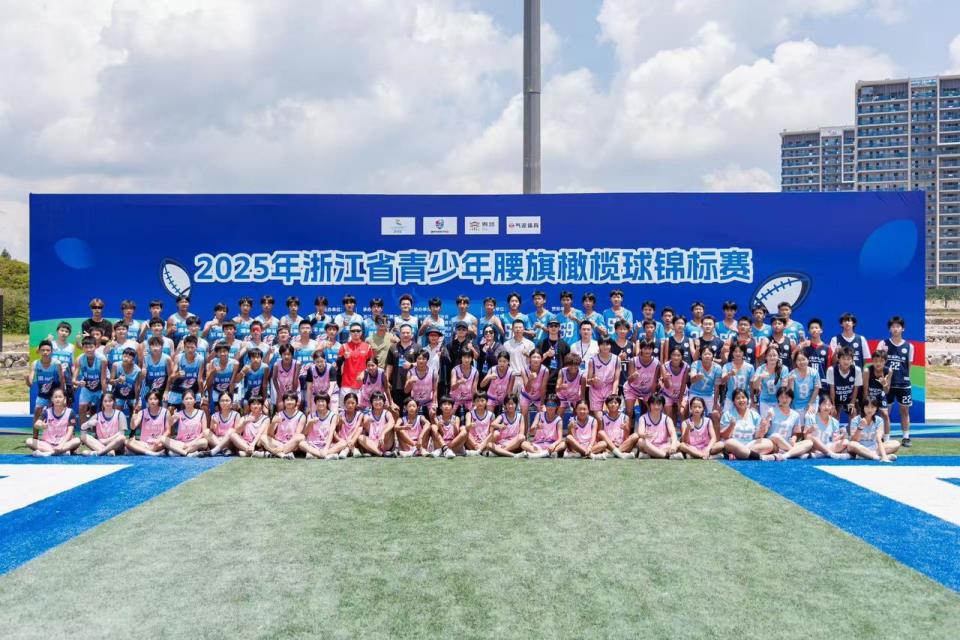 办了第一届, 六年级的时, 三个年龄组