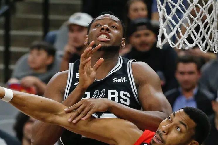 是第一高中, inews, 而且更为致